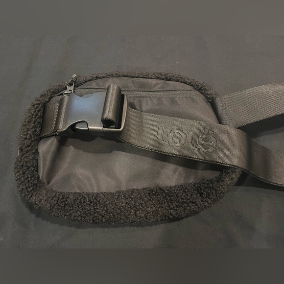 NEW Lole Jamie Belt Bag - Picture 4 of 6